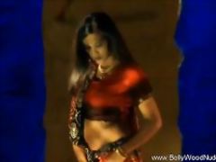 Observe The Erotic Indian Dancer